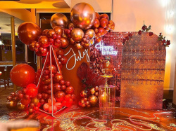 Decorating parties and concert venues with sequin panels